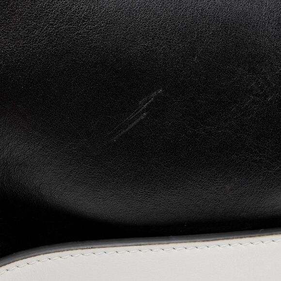 Givenchy Calfskin Soft Antigona Medium Satchel - Picture 12 of 15